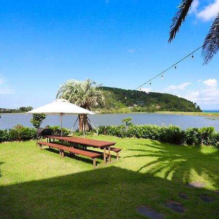 Jeju Lake Pension Exteriér fotografie